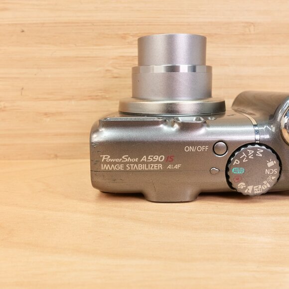 Canon PowerShot A590 IS / 8MP Digital Camera / 4x Zoom / Image Stabilizer - Picture 5 of 11